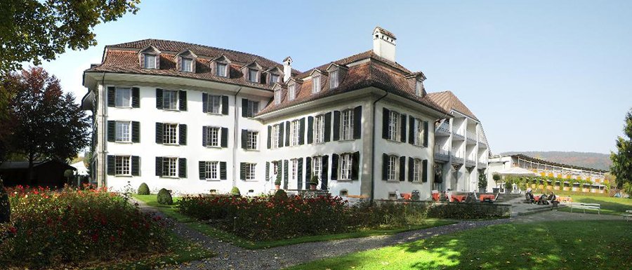 Schloss Hünigen im Frühling